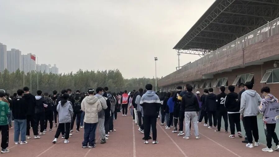图片10.jpg 图片10.jpg