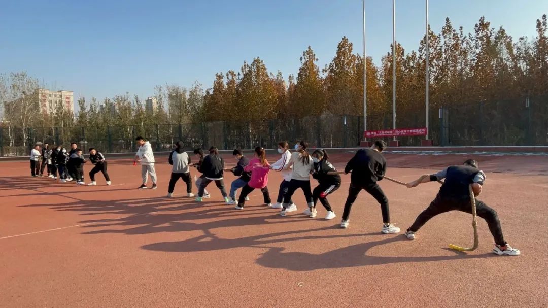 拔河5.jpg 拔河5.jpg