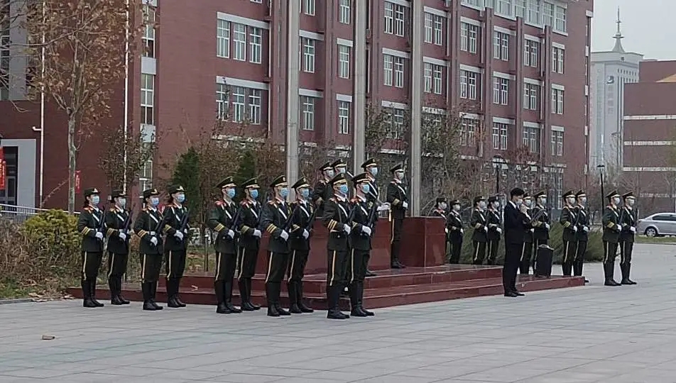 图片8.jpg 图片8.jpg