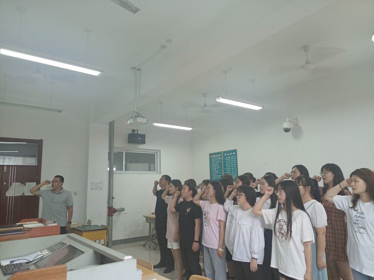 学党史4.jpg 学党史4.jpg