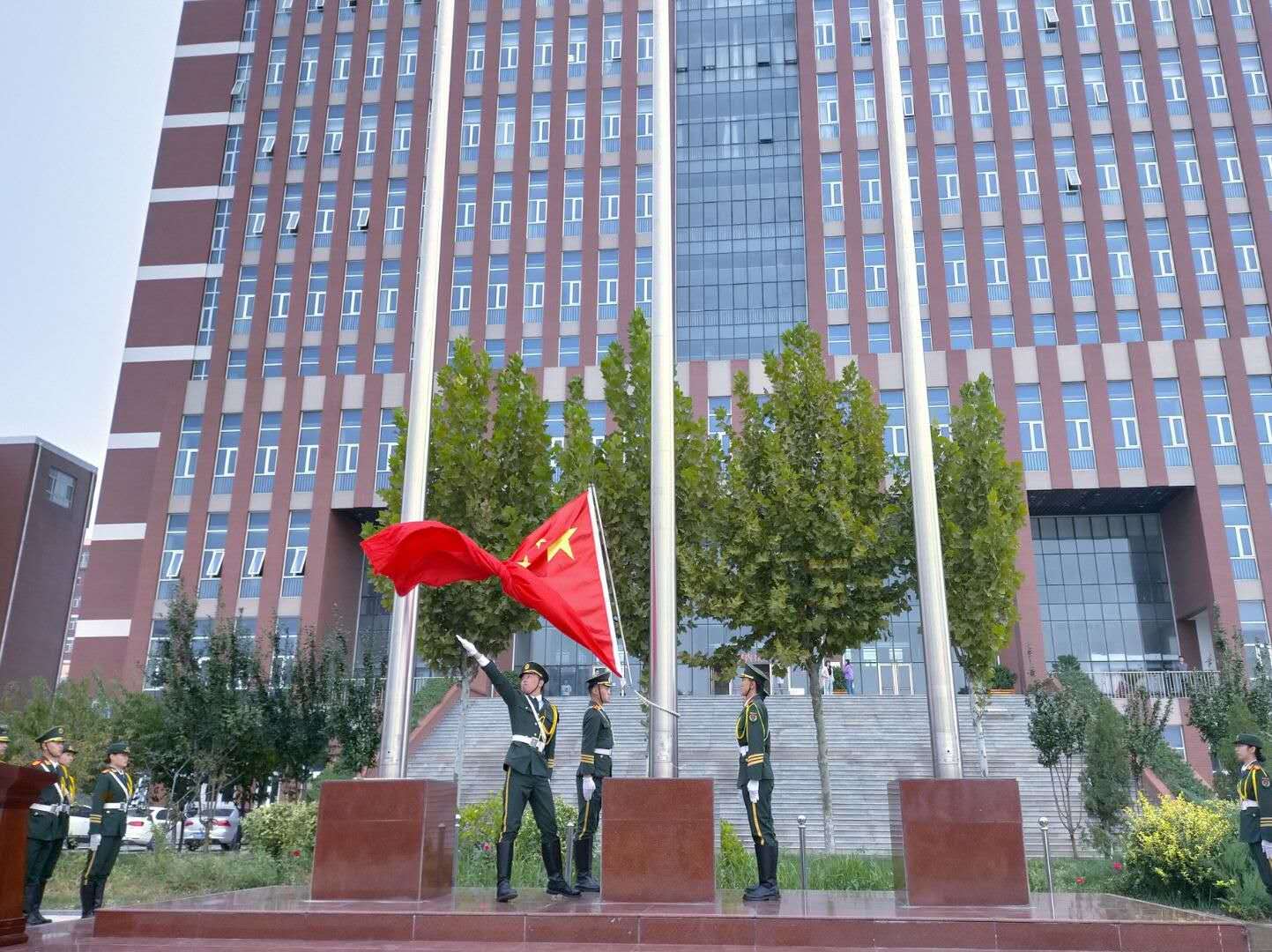 微信图片_20201001093830.jpg 微信图片_20201001093830.jpg