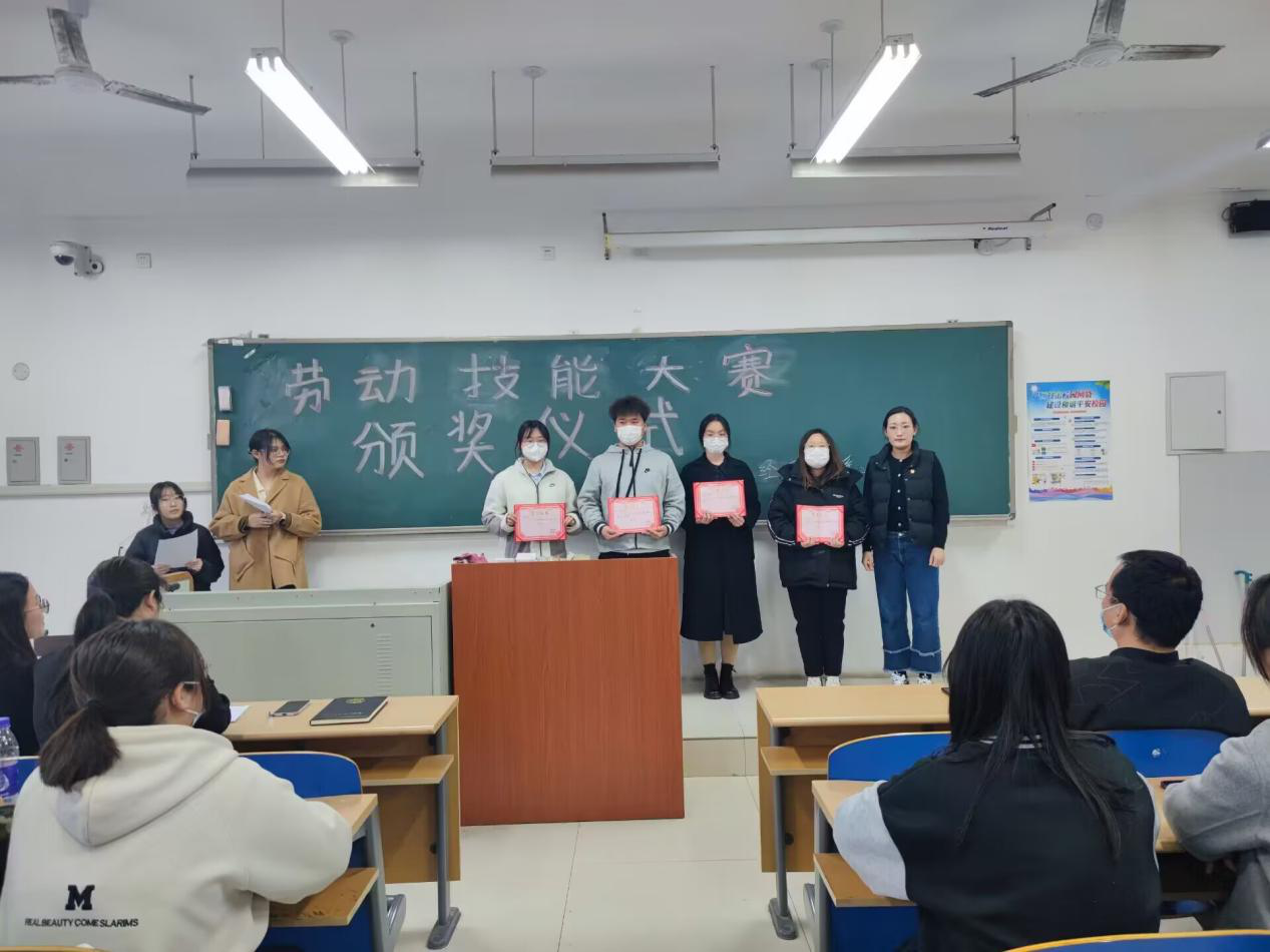 图片4.png 图片4.png