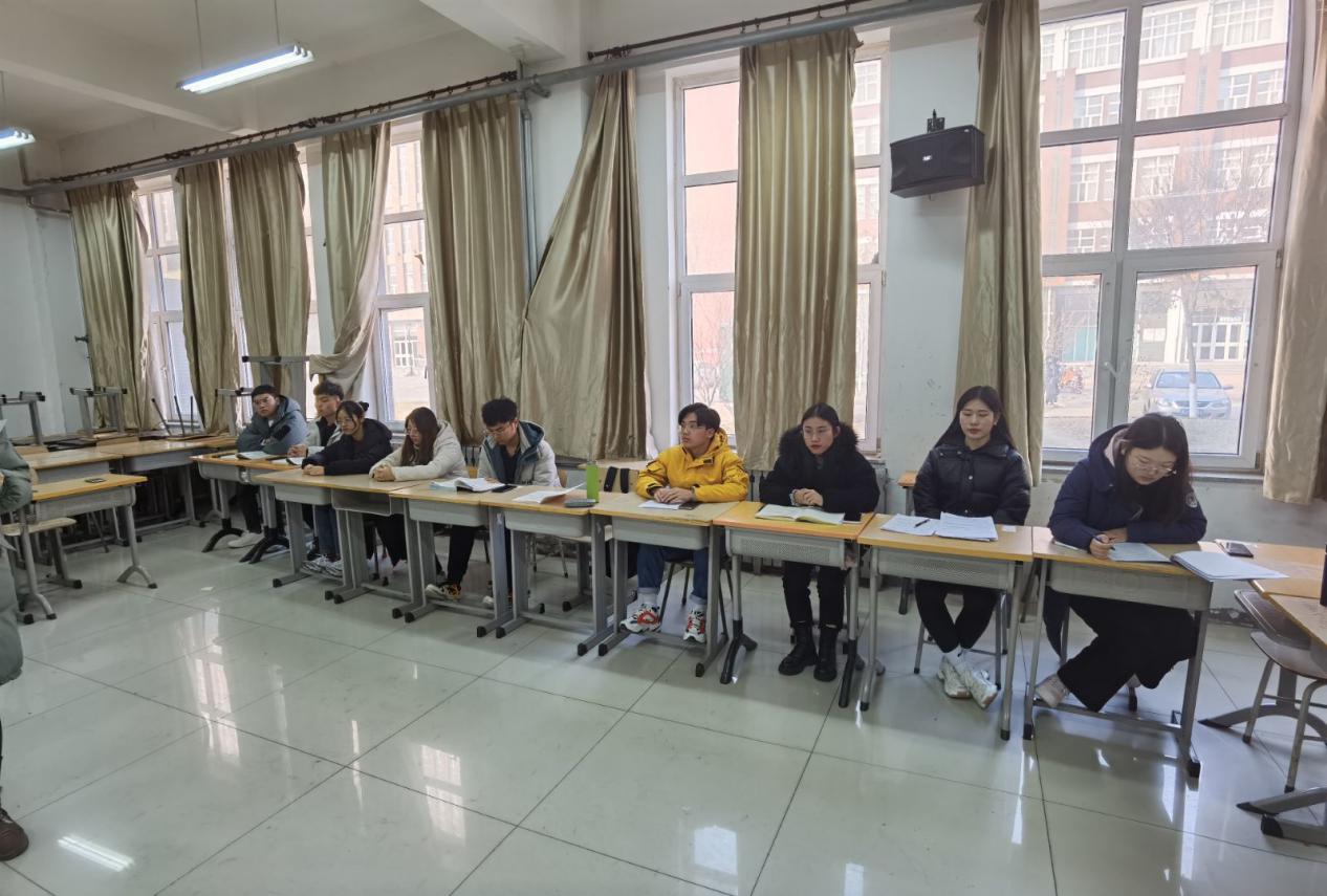 图片3.jpg 图片3.jpg